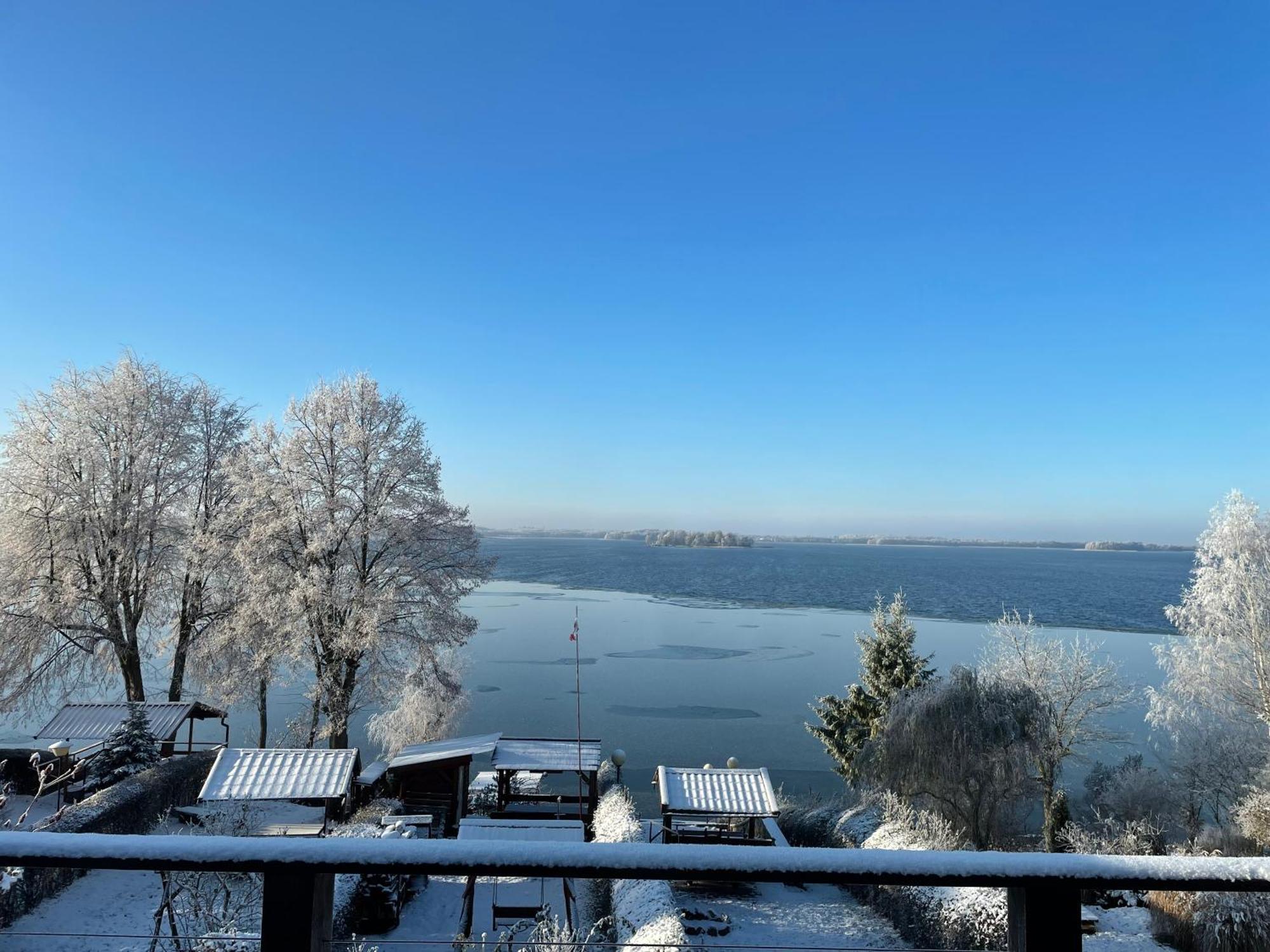 Nad Jeziorem Dobskim Mazury Fuleda