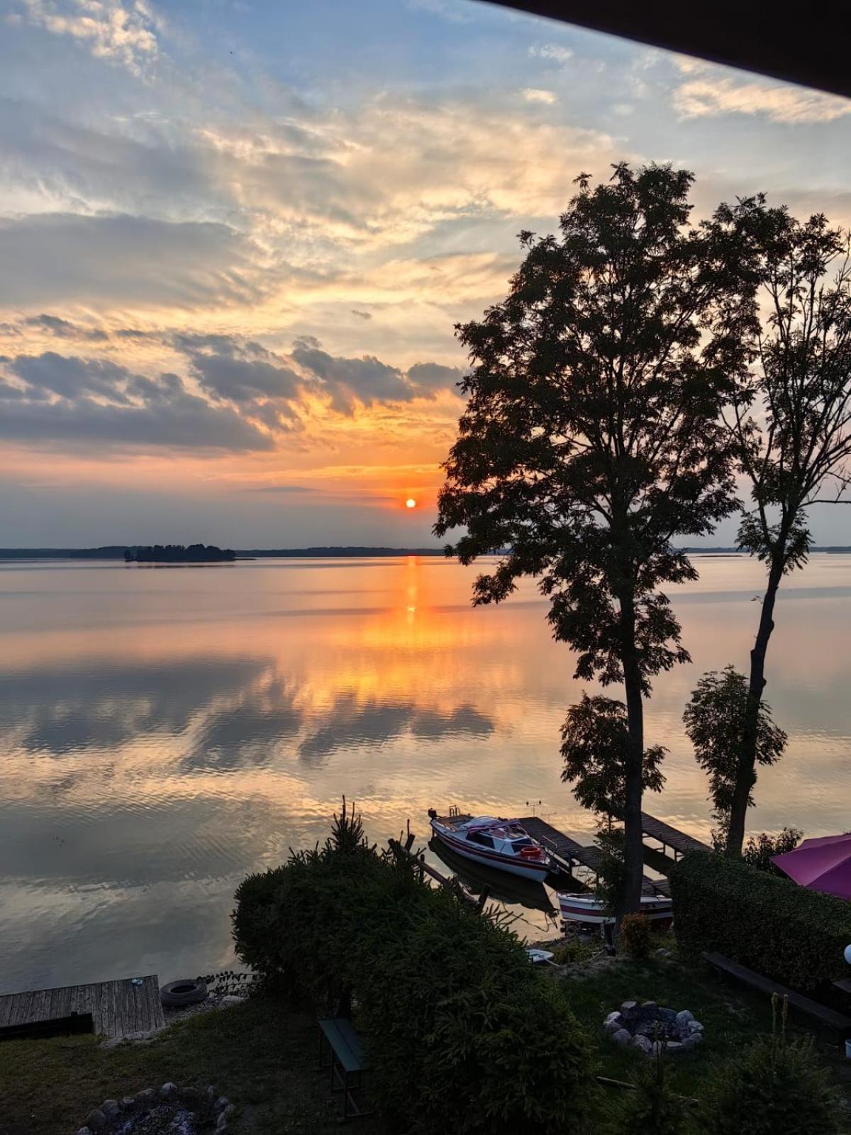 Nad Jeziorem Dobskim Mazury Lodge Fuleda