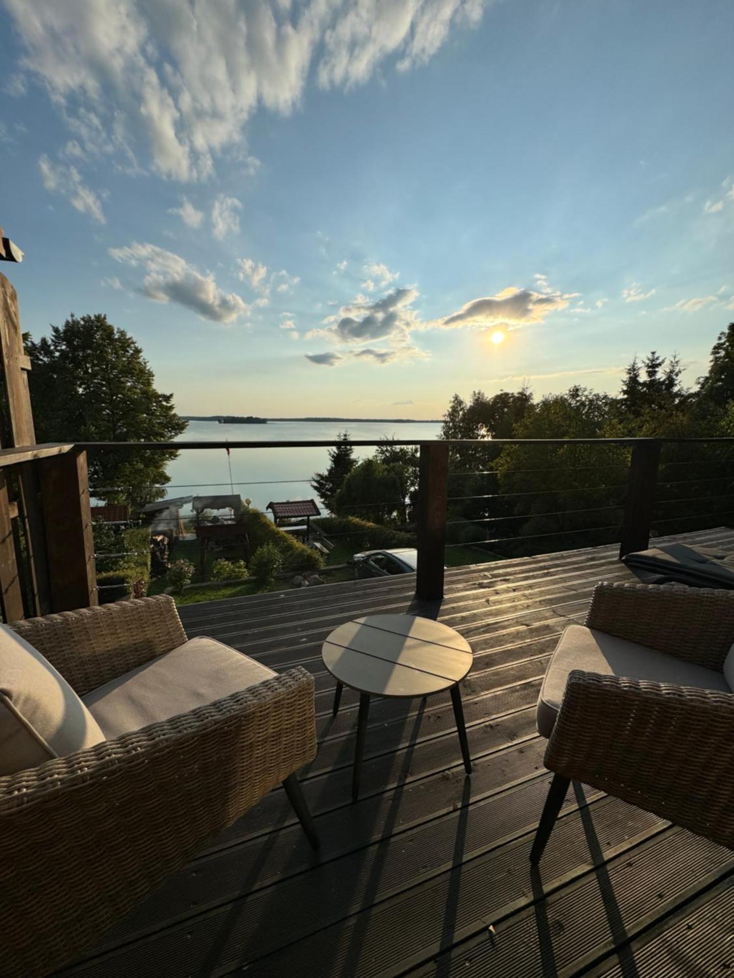 Nad Jeziorem Dobskim Mazury *